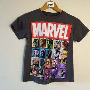 Marvel Short Sleeve Gray Superhero Shirt Boys M Good preworn condition